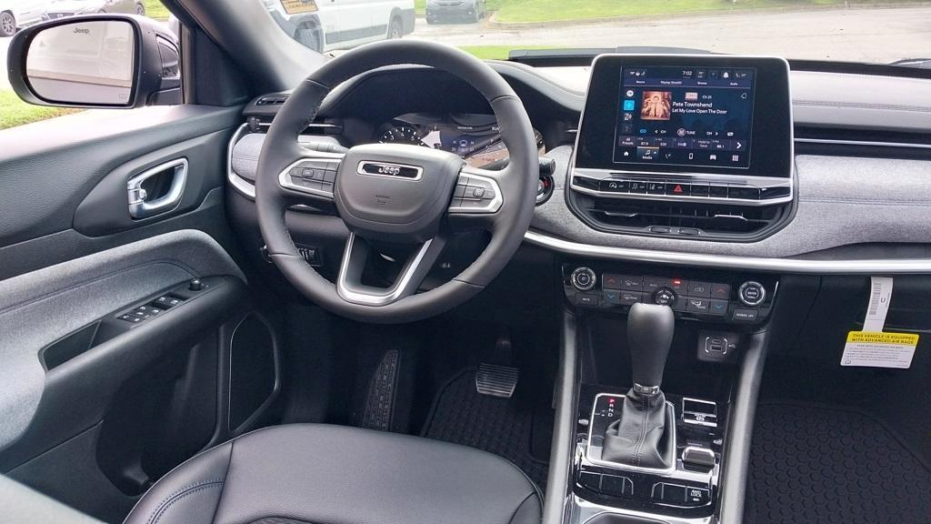 new 2025 Jeep Compass car, priced at $26,435