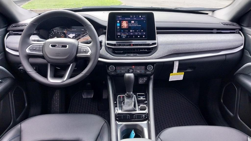 new 2025 Jeep Compass car, priced at $26,435