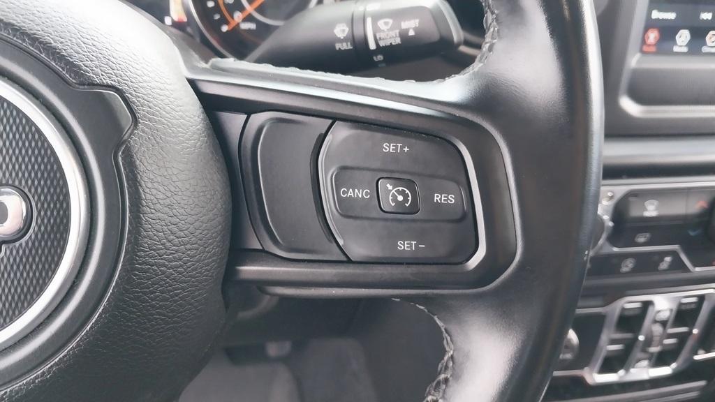 used 2022 Jeep Gladiator car, priced at $32,566