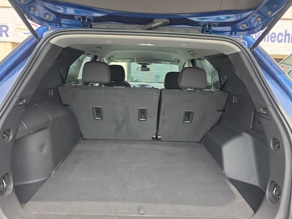 used 2023 Chevrolet Equinox car, priced at $20,995