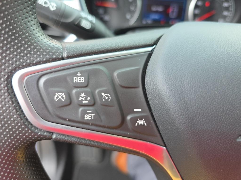 used 2023 Chevrolet Equinox car, priced at $20,995