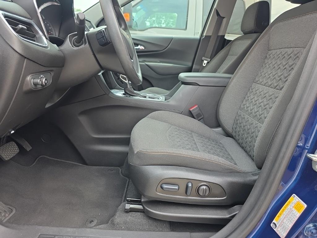 used 2023 Chevrolet Equinox car, priced at $20,995