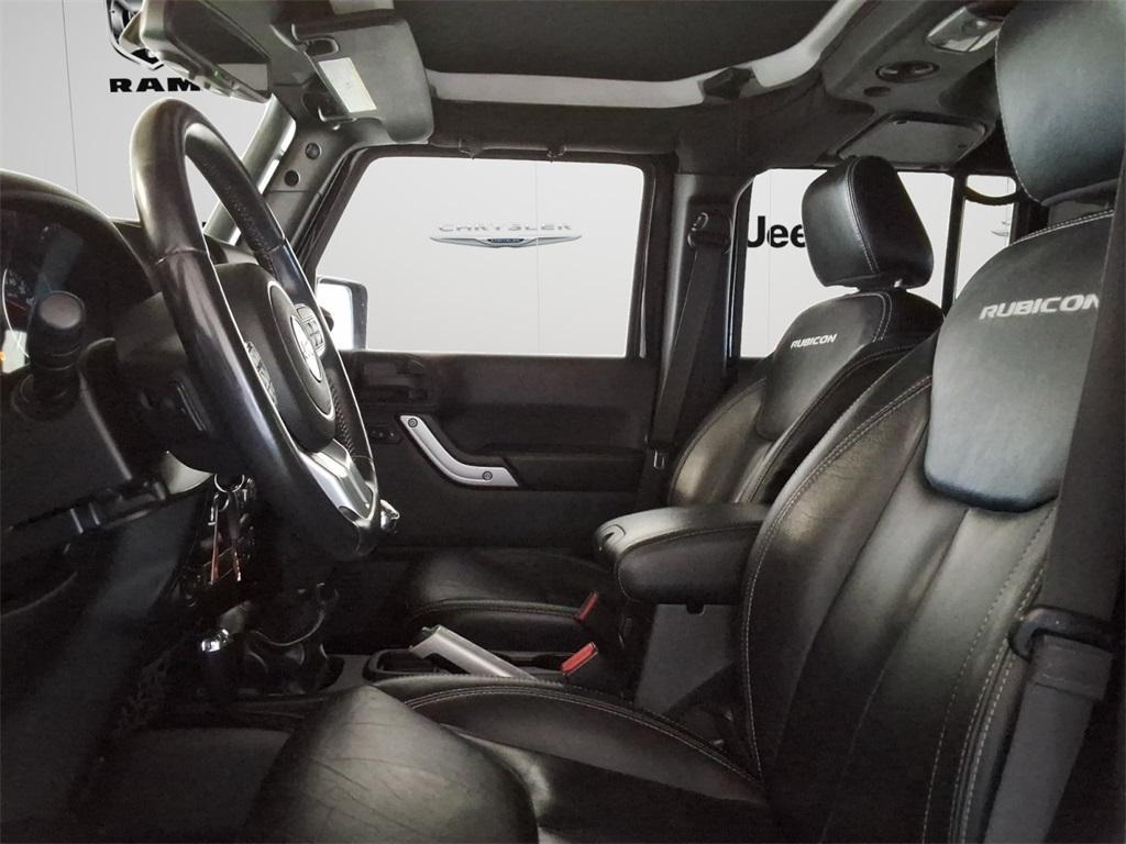 used 2015 Jeep Wrangler Unlimited car, priced at $24,994