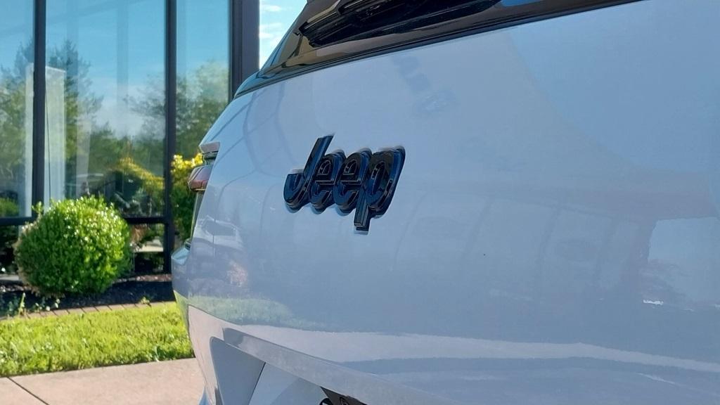 new 2025 Jeep Grand Cherokee L car, priced at $44,280