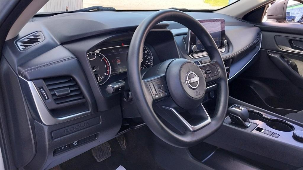used 2024 Nissan Rogue car, priced at $24,994