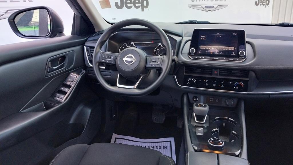 used 2024 Nissan Rogue car, priced at $24,994