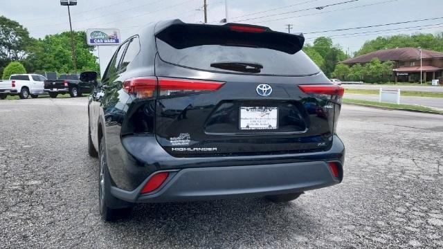 used 2022 Toyota Highlander Hybrid car, priced at $34,599