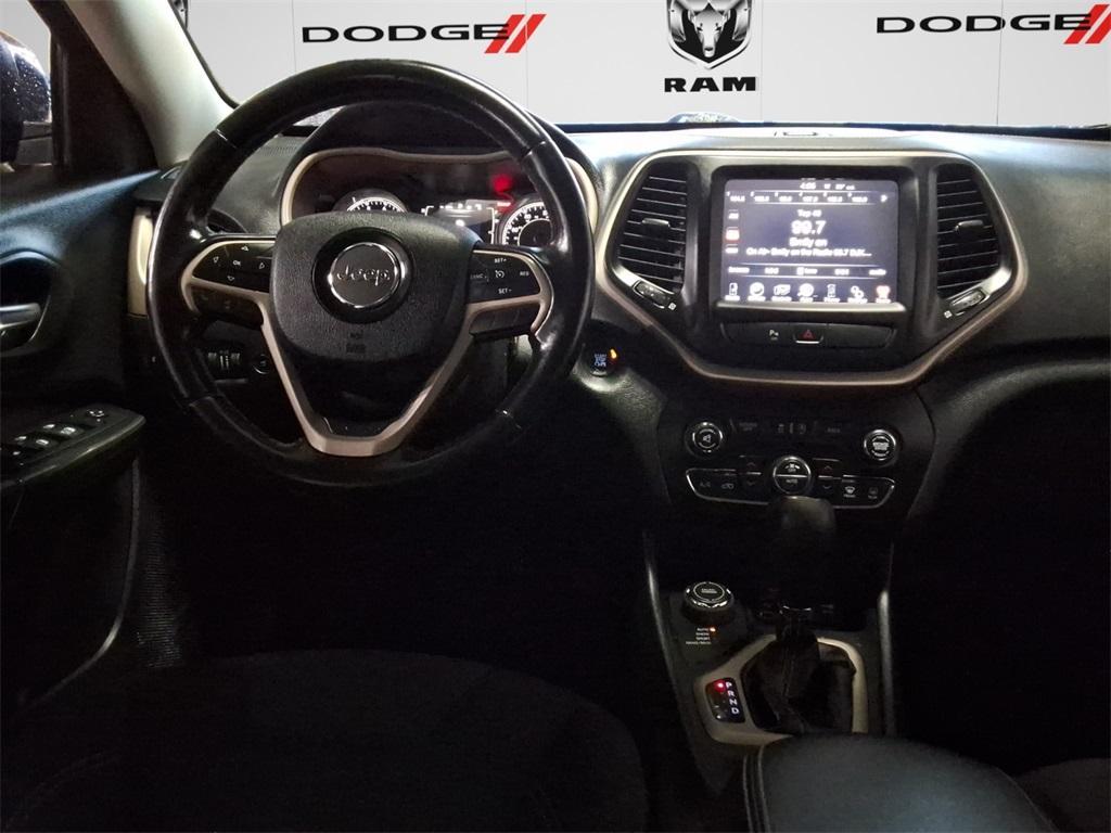 used 2016 Jeep Cherokee car, priced at $8,999