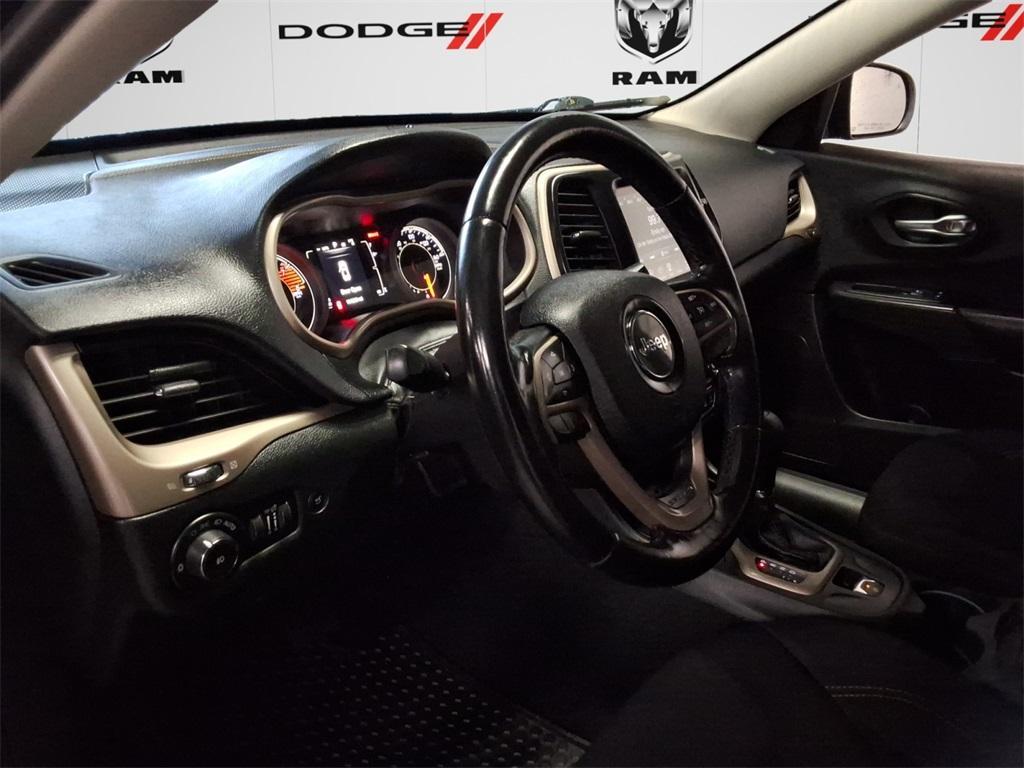 used 2016 Jeep Cherokee car, priced at $8,999