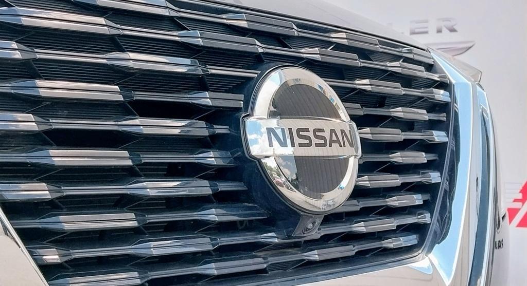 used 2021 Nissan Rogue car, priced at $19,995