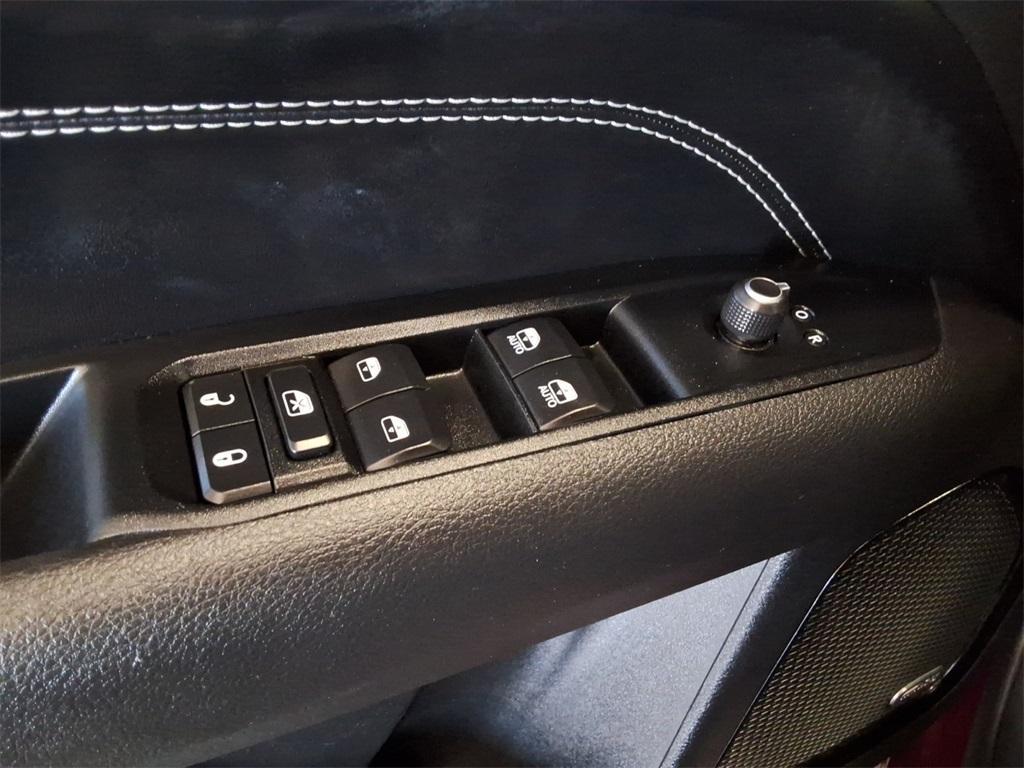 used 2022 Jeep Compass car, priced at $22,995