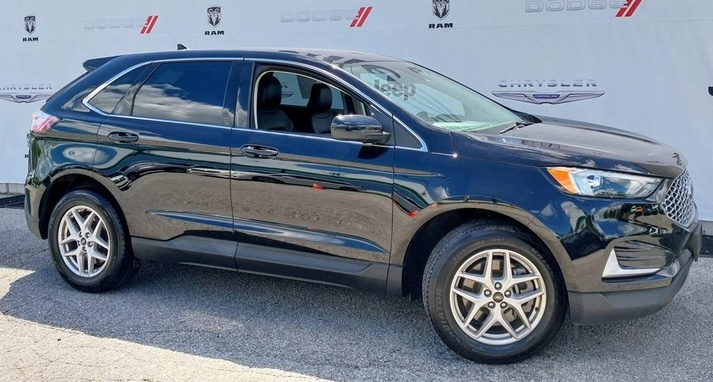 used 2024 Ford Edge car, priced at $22,999