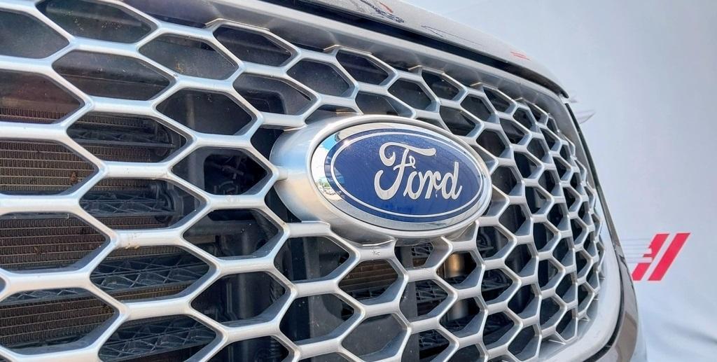 used 2024 Ford Edge car, priced at $22,999