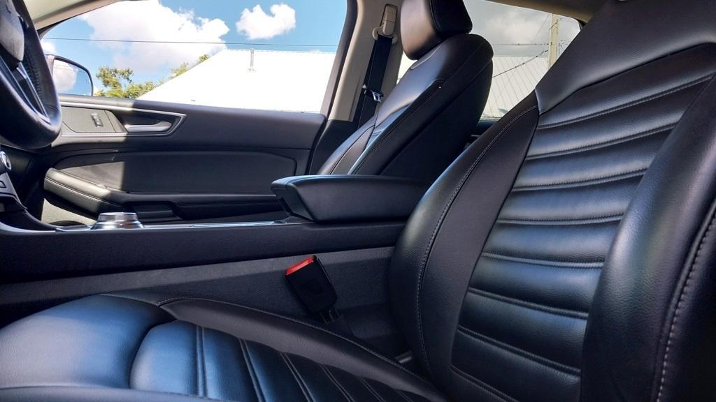 used 2024 Ford Edge car, priced at $22,999