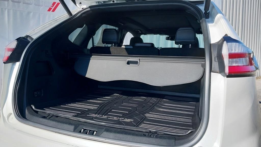 used 2023 Ford Edge car, priced at $30,597