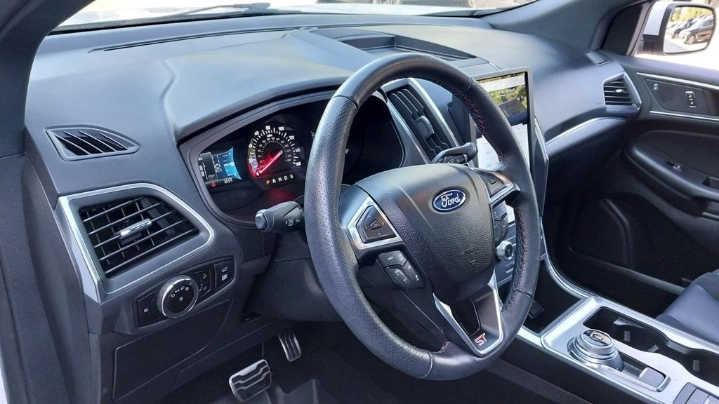 used 2023 Ford Edge car, priced at $30,597
