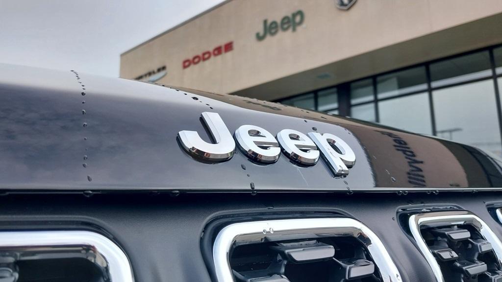 new 2025 Jeep Compass car, priced at $24,260