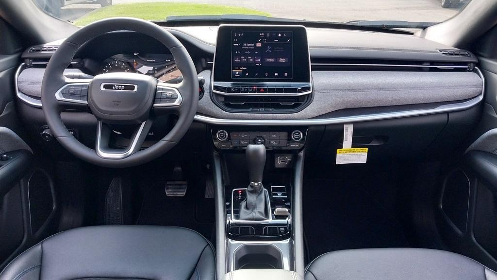 new 2025 Jeep Compass car, priced at $24,260