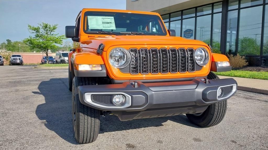 new 2025 Jeep Gladiator car, priced at $42,034