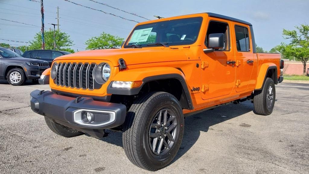 new 2025 Jeep Gladiator car, priced at $42,034