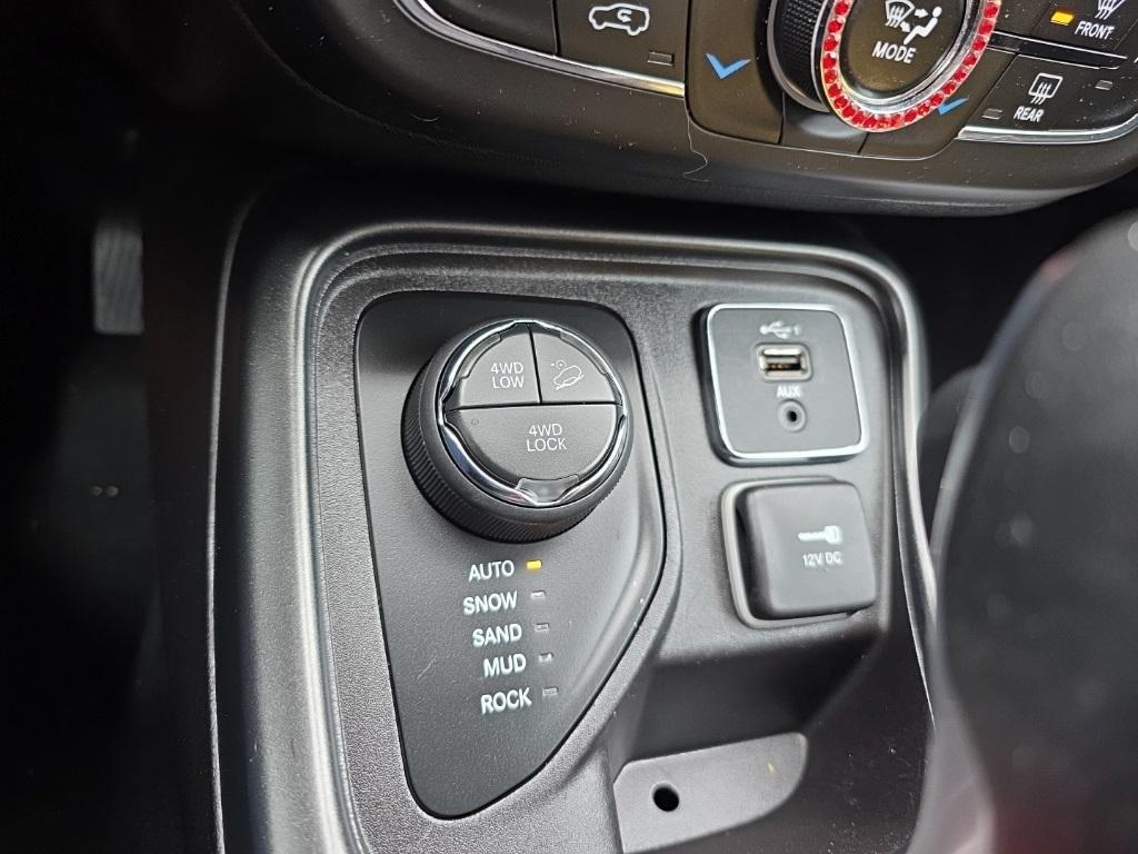 used 2020 Jeep Compass car, priced at $19,651