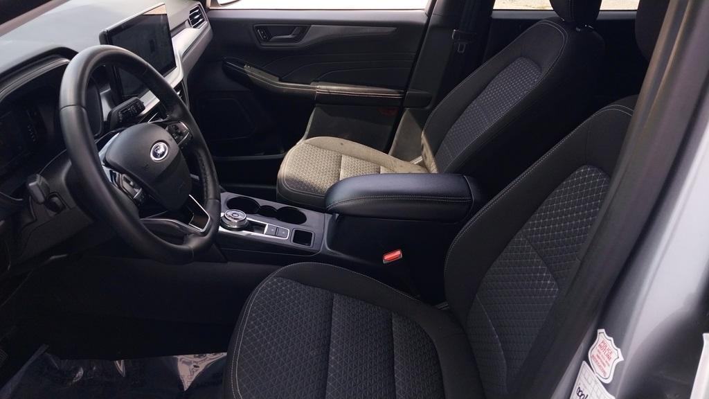 used 2023 Ford Escape car, priced at $22,499