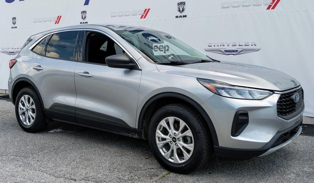 used 2023 Ford Escape car, priced at $22,499