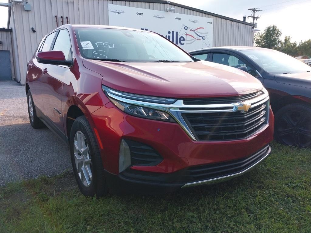 used 2023 Chevrolet Equinox car, priced at $21,554