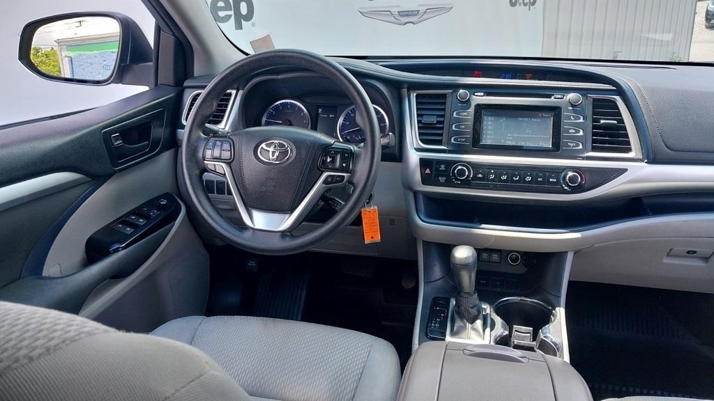 used 2018 Toyota Highlander car, priced at $20,995