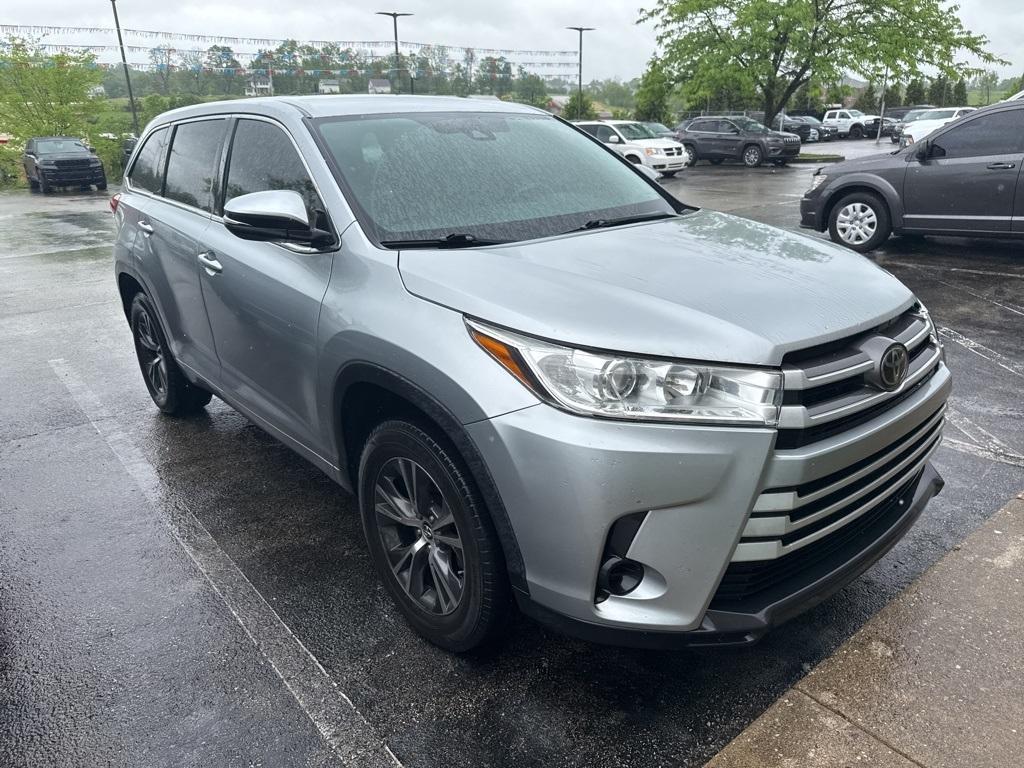 used 2018 Toyota Highlander car, priced at $21,491