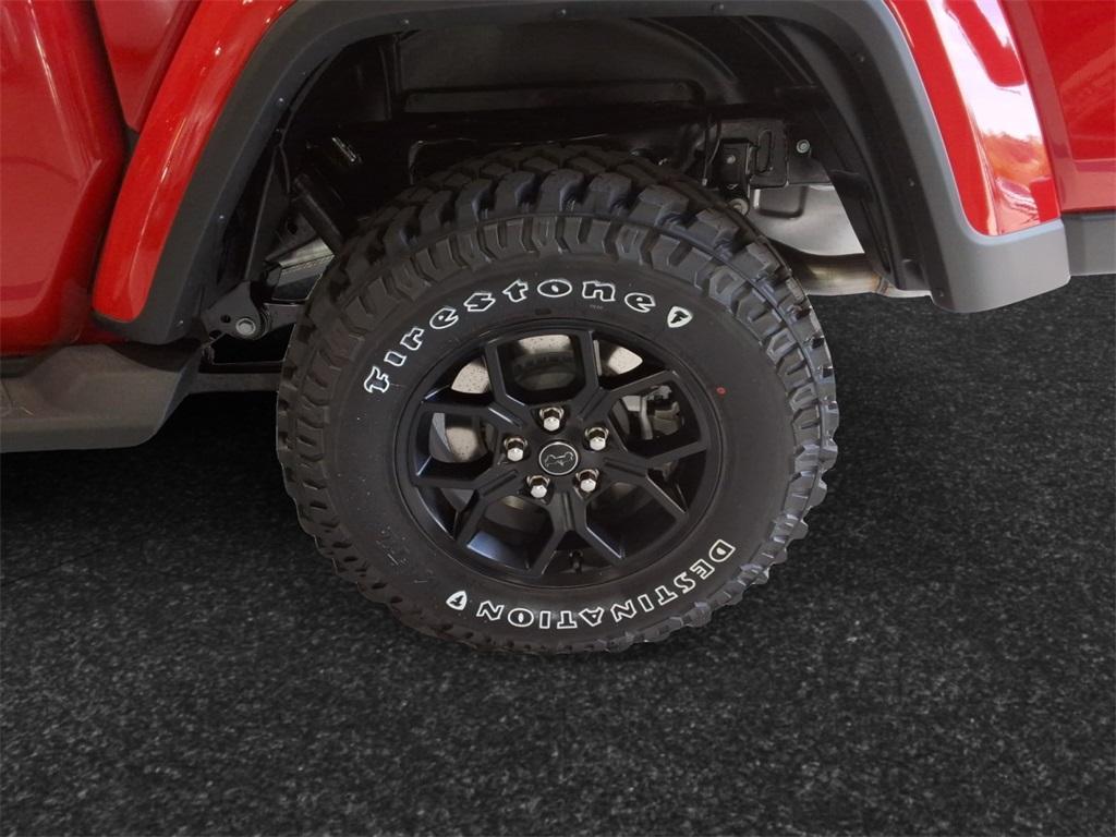 new 2025 Jeep Gladiator car, priced at $40,628