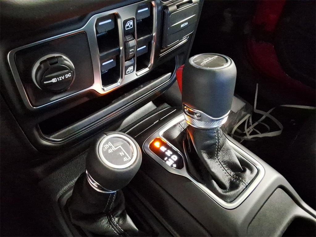 new 2025 Jeep Gladiator car, priced at $40,628