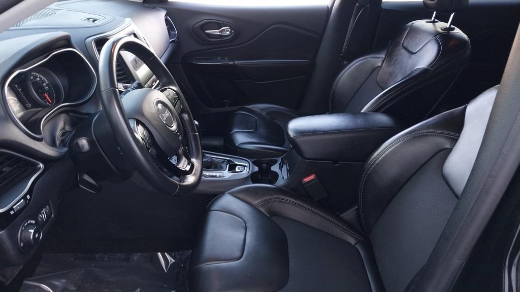 used 2020 Jeep Cherokee car, priced at $18,642