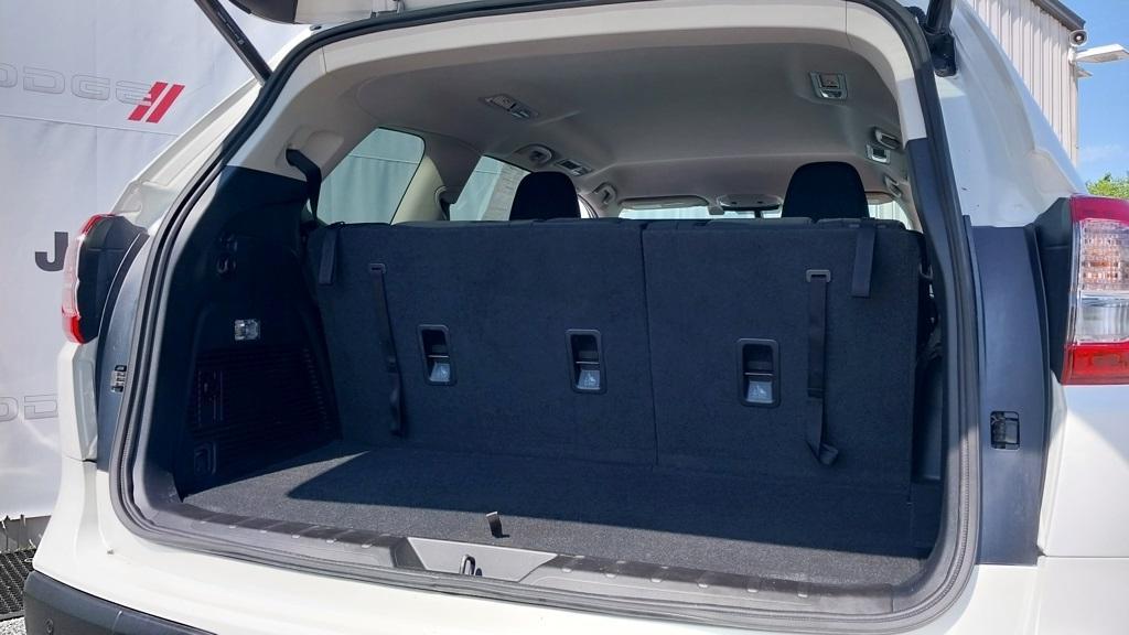 used 2022 Subaru Ascent car, priced at $26,994