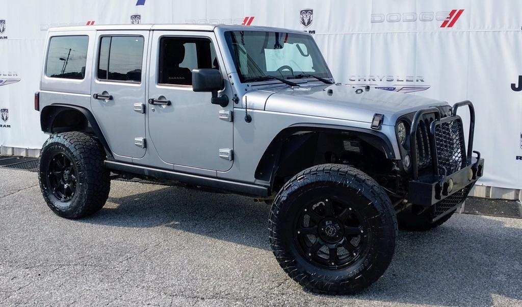 used 2015 Jeep Wrangler Unlimited car, priced at $19,998
