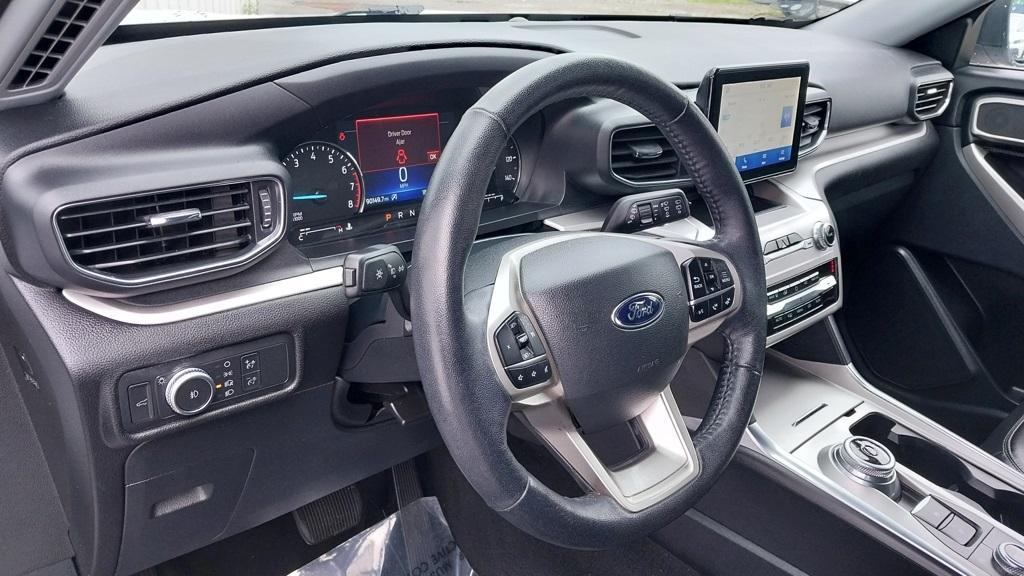 used 2022 Ford Explorer car, priced at $29,995