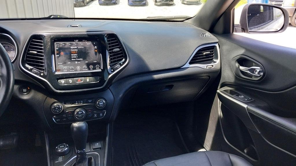 used 2019 Jeep Cherokee car, priced at $18,422