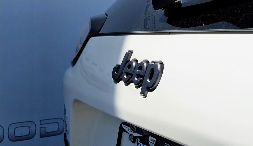 used 2019 Jeep Cherokee car, priced at $18,422