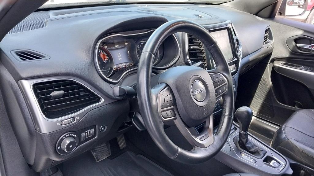 used 2019 Jeep Cherokee car, priced at $18,422