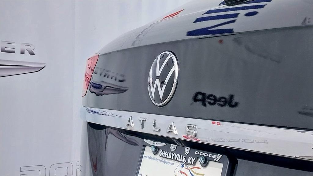 used 2021 Volkswagen Atlas Cross Sport car, priced at $28,999