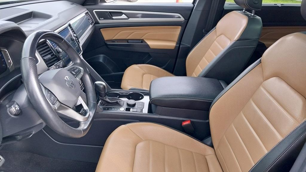 used 2021 Volkswagen Atlas Cross Sport car, priced at $28,999