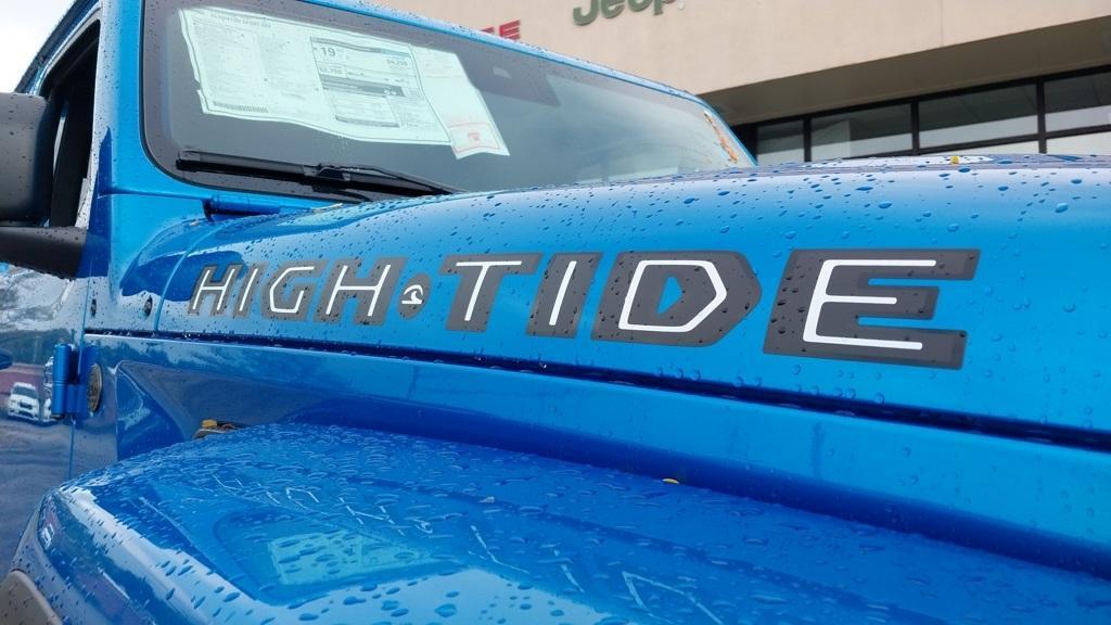 new 2025 Jeep Gladiator car, priced at $40,650