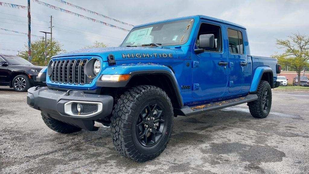 new 2025 Jeep Gladiator car, priced at $40,650