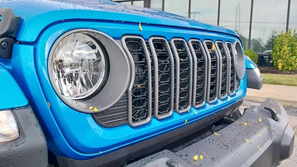 new 2025 Jeep Gladiator car, priced at $40,650