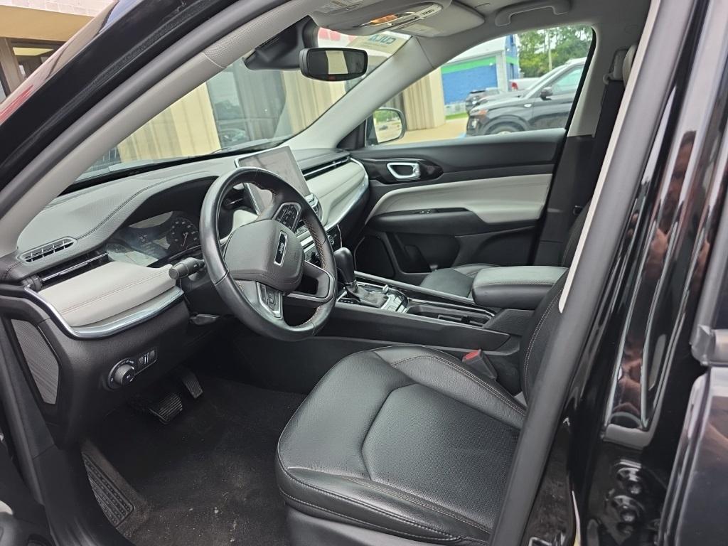used 2022 Jeep Compass car, priced at $25,999