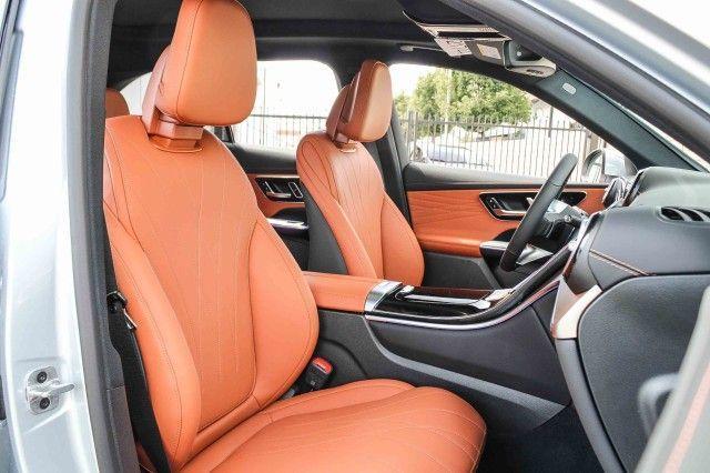 new 2025 Mercedes-Benz GLC 300 car, priced at $61,895