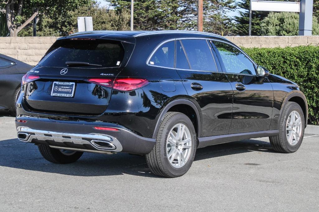 new 2025 Mercedes-Benz GLC 300 car, priced at $54,250