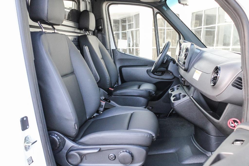 new 2024 Mercedes-Benz Sprinter 2500 car, priced at $68,894