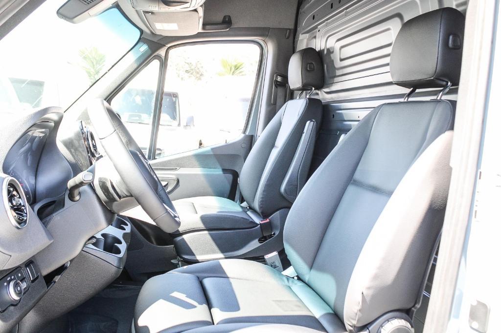new 2025 Mercedes-Benz Sprinter 2500 car, priced at $67,493