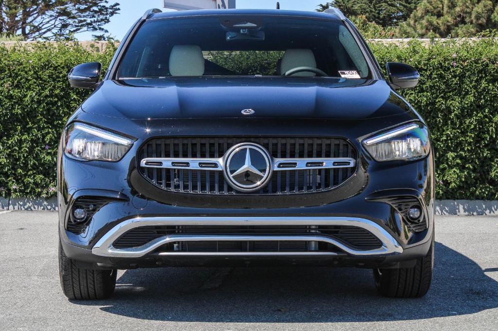 new 2025 Mercedes-Benz GLA 250 car, priced at $47,650